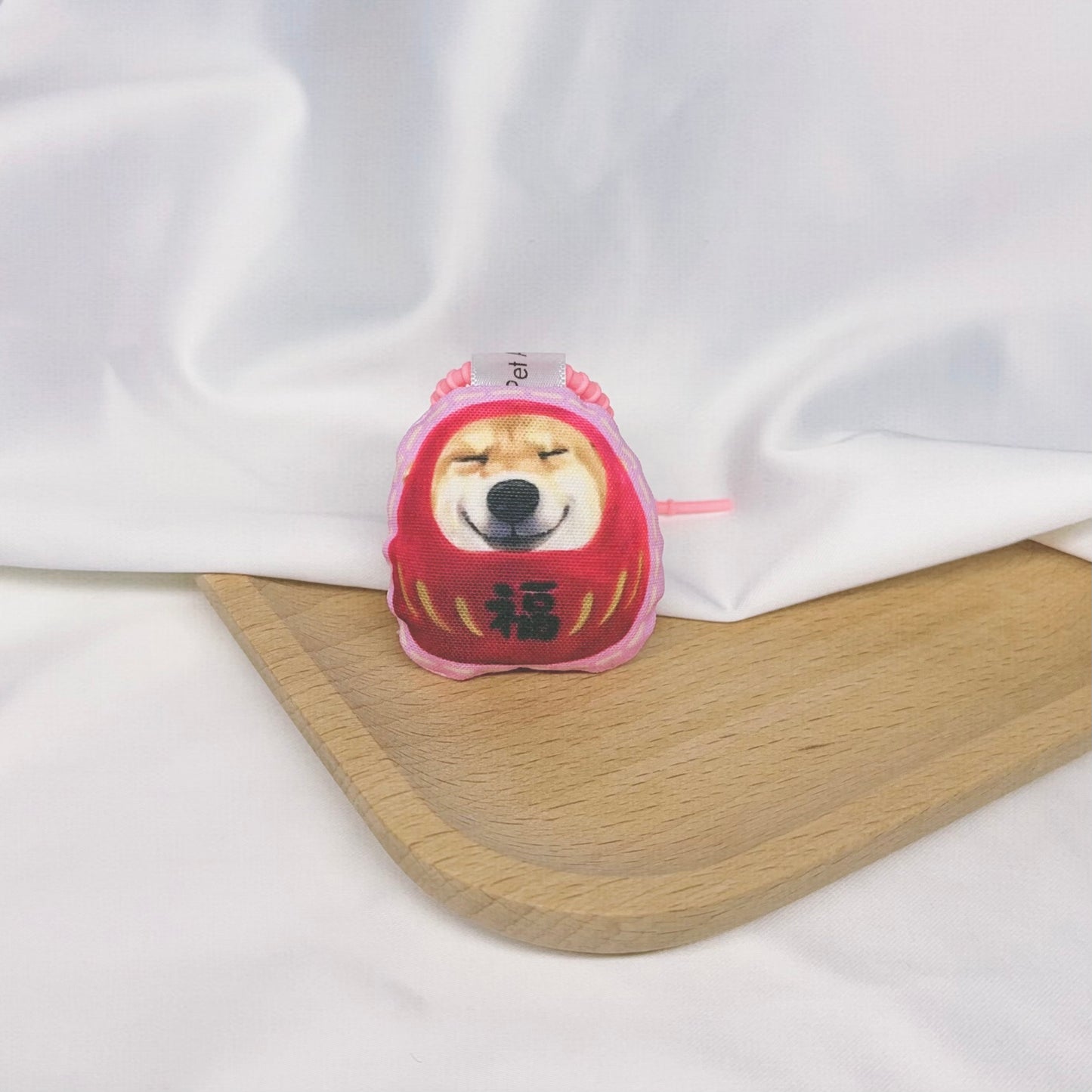 Pet in DARUMA doll - Smiling Shiba Inu